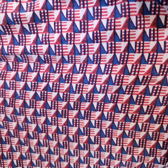 Tommy Bahama Men's 100% Silk Button Up Shirt Large Bamboo Buttons Red/White/Blue - Picture 9 of 10